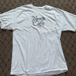 News Café T shirt